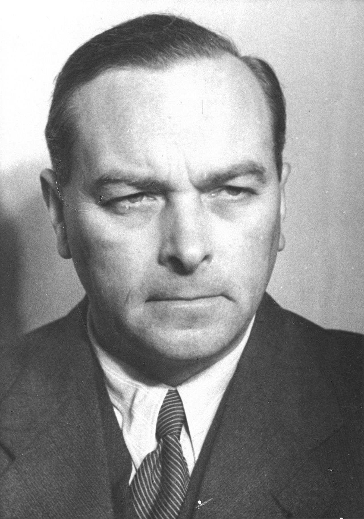 Der Minister für Handel und Versorgung der DDR, Karl Hamann, 1950.