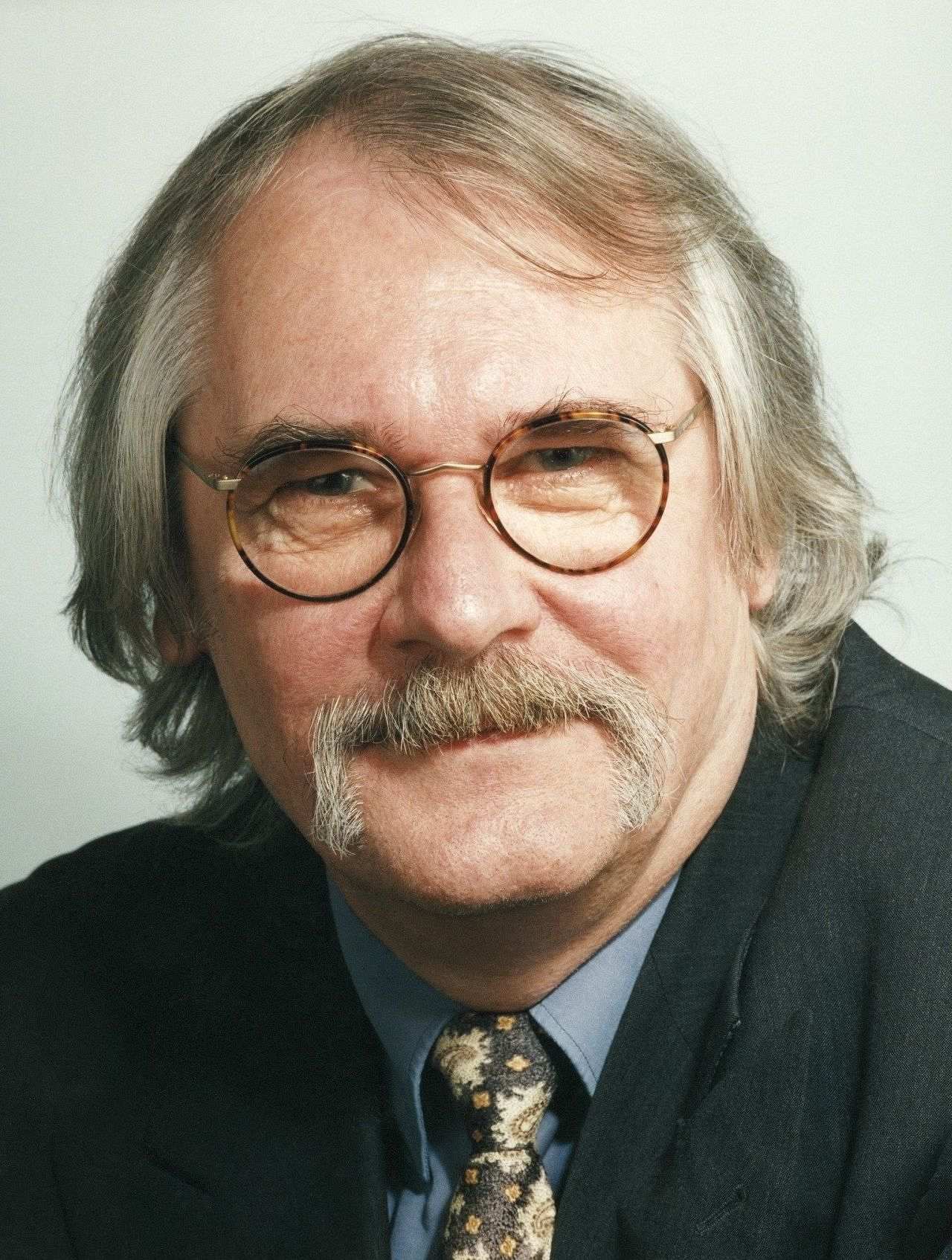Porträt des DDR-Dissidenten und Grünen-Politikers Gerd Poppe, 1997.