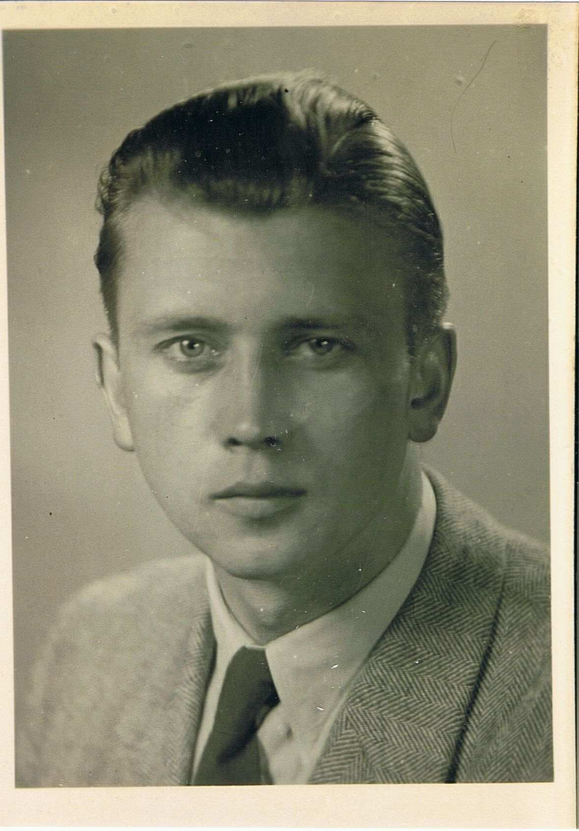 Fotografie des Zeitzeugen Alfred Misselhorn zwei Jahre nach der Kriegsgefangenschaft.