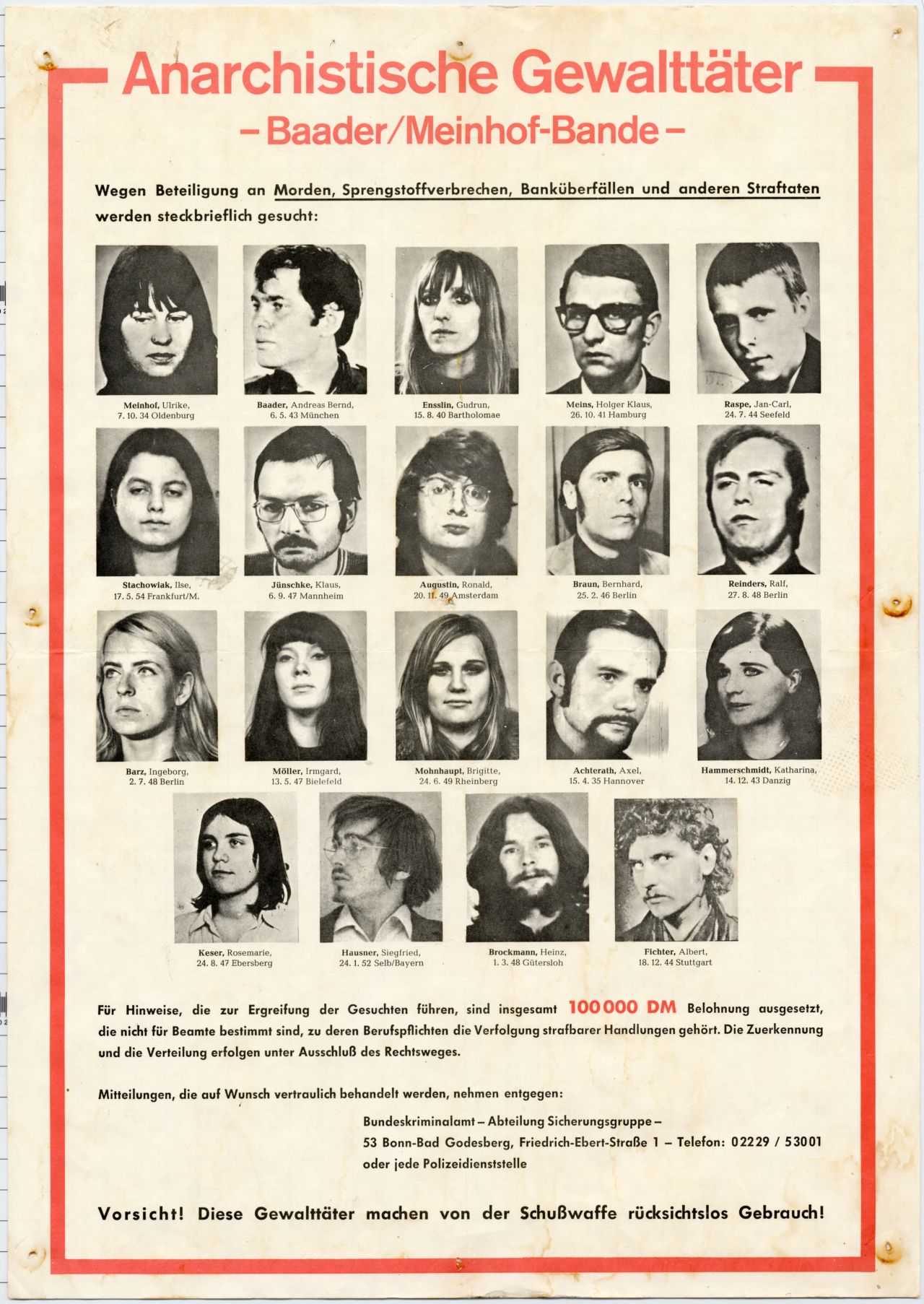 Rote Überschrift: Anarchistische Gewalttäter – Baader/Meinhof-Bande. Darunter 19 schwarz-weiß Porträts der steckbrieflich gesuchten Personen.