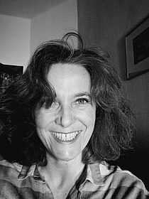 Portraitfoto der Illustratorin Stéphanie Weppelmann