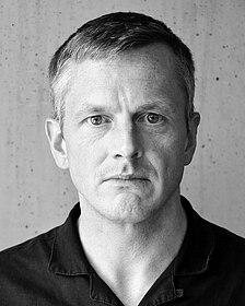 Portrait Jens Uthoff