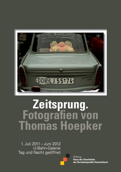 Ausstellungsplakat Zeitsprung. Fotografien von Thomas Hoepker