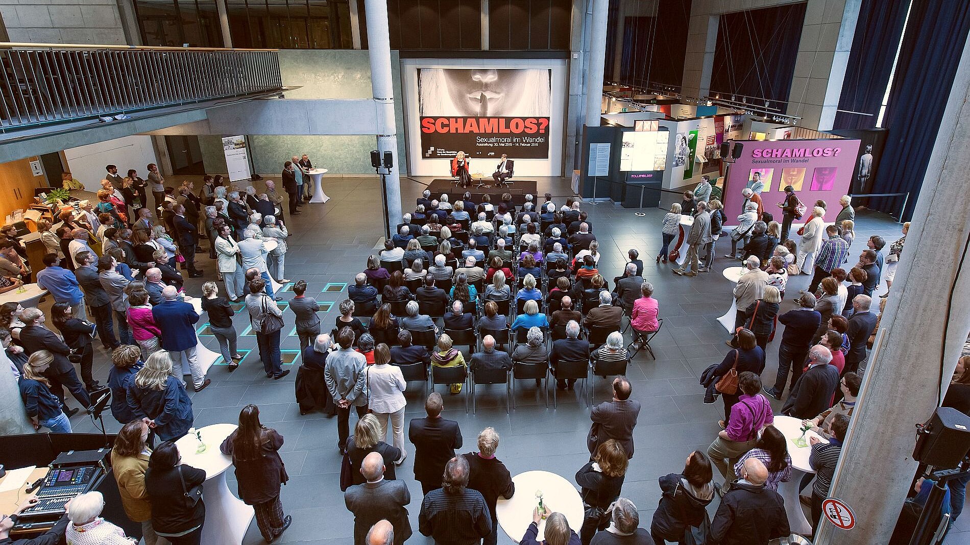 Ausstellungseröffnung im Foyer Haus der Geschichte