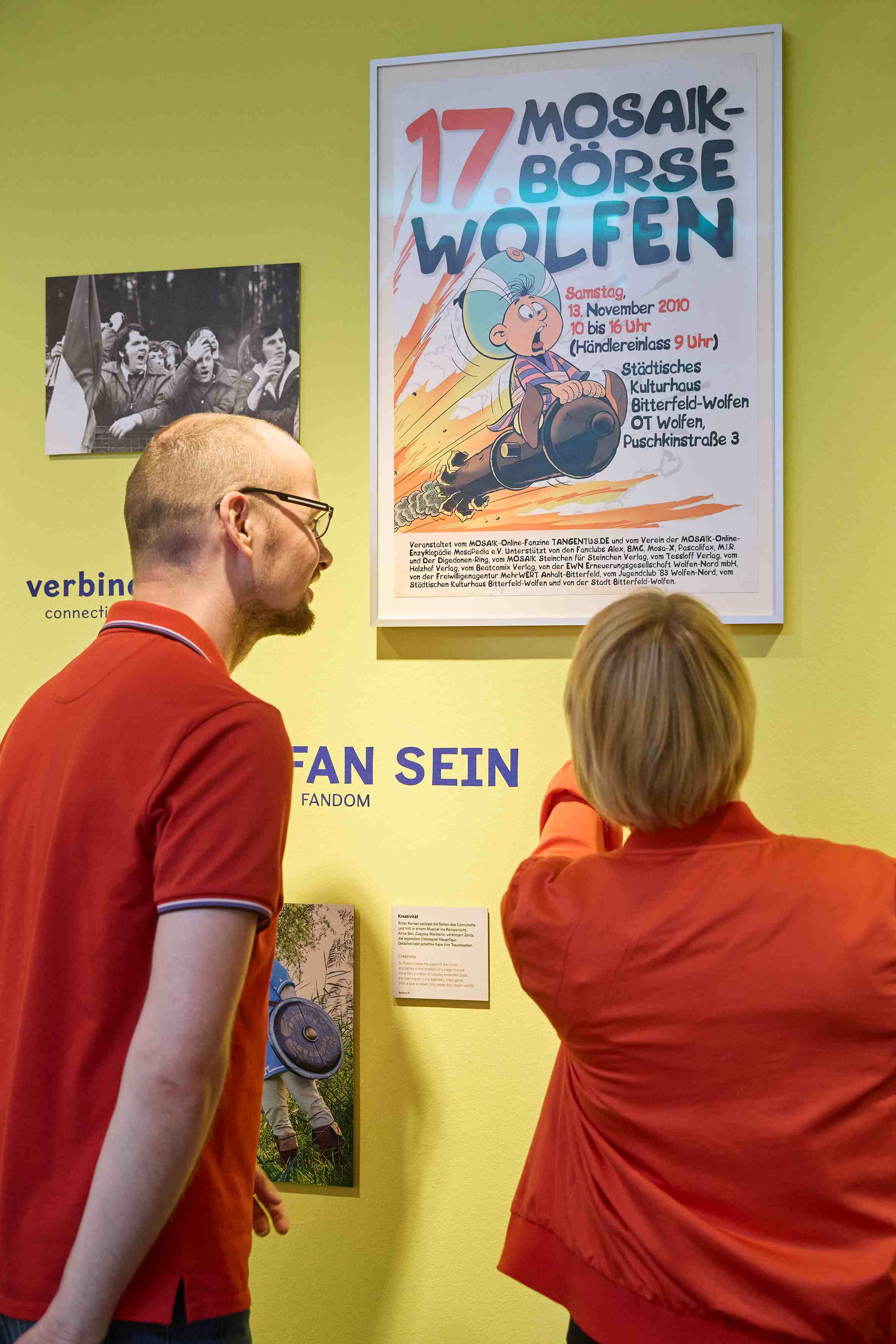 Ein Fokus der Ausstellung: die bis heute lebendige Fankultur. Eine Gruppe von Mosaik-Fans hat einen Bereich zusammen mit dem Ausstellungsteam kuratiert. 