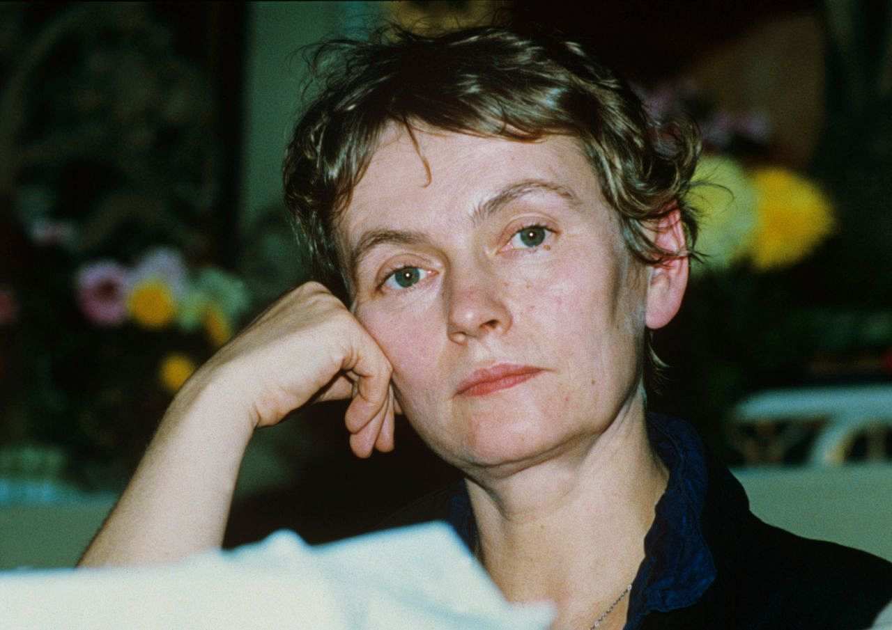 Porträt der DDR-Bürgerrechtlerin Bärbel Bohley.
