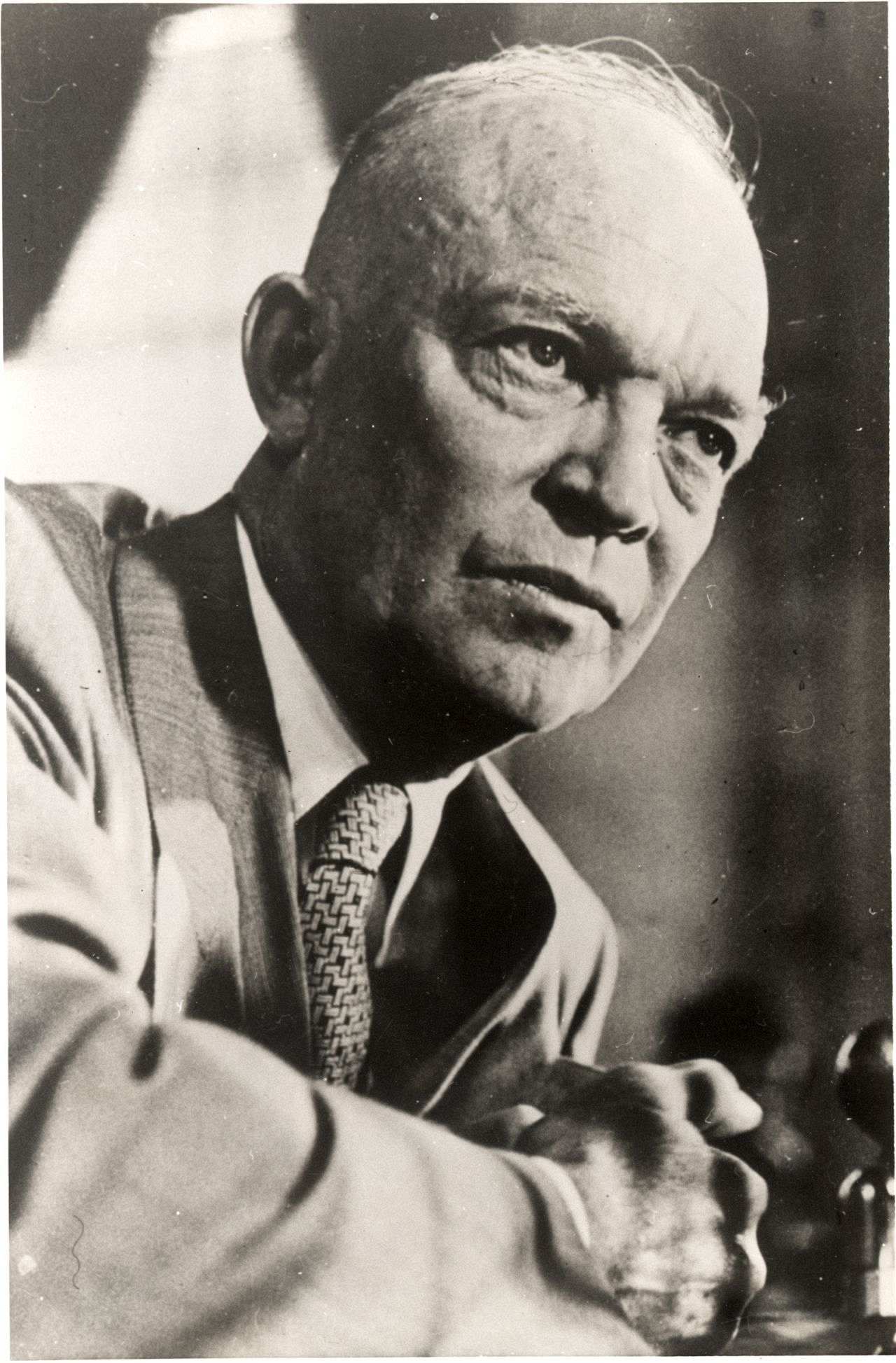 Dwight D. Eisenhower gewinnt die Präsidentschaftswahlen 1952