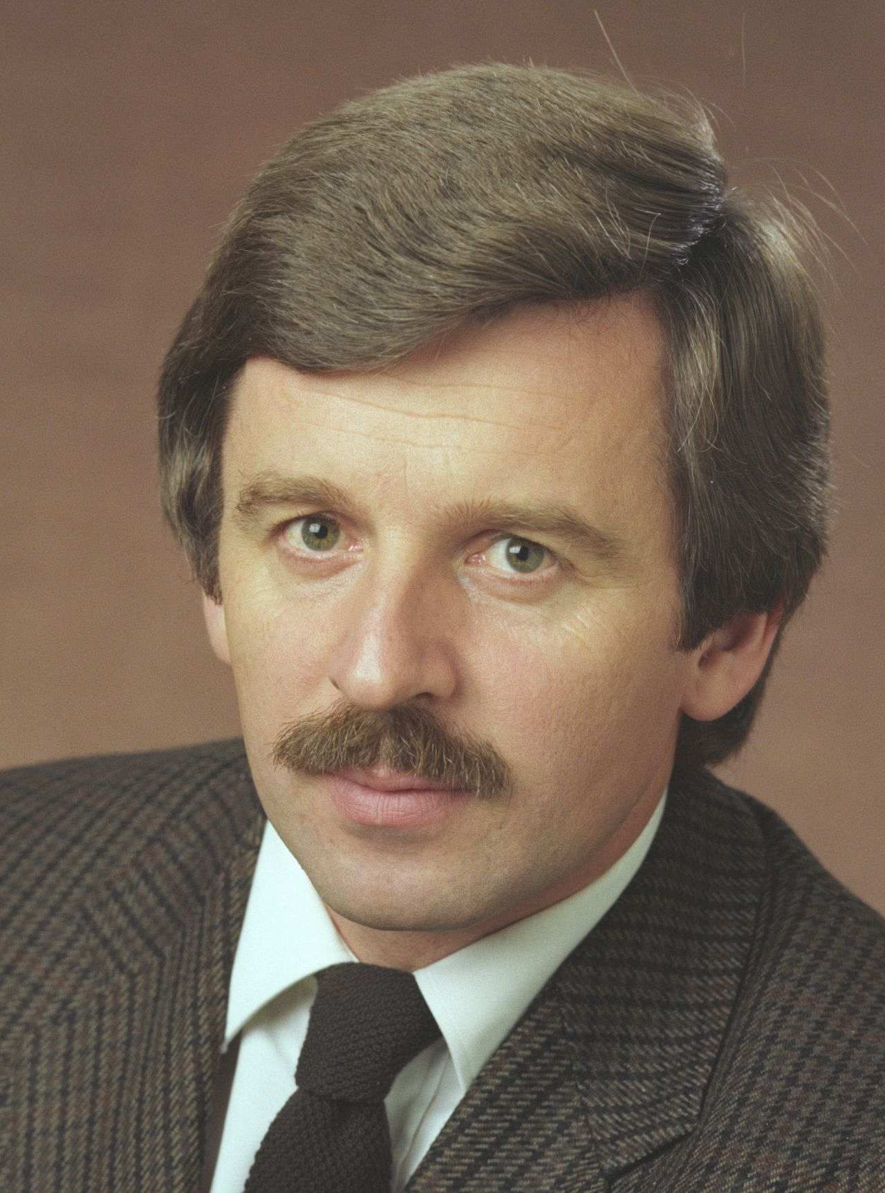 Offizielles Porträt von Jürgen W. Möllemann, Staatsminister im Auswärtigen Amt (1982-1987), 1982.
