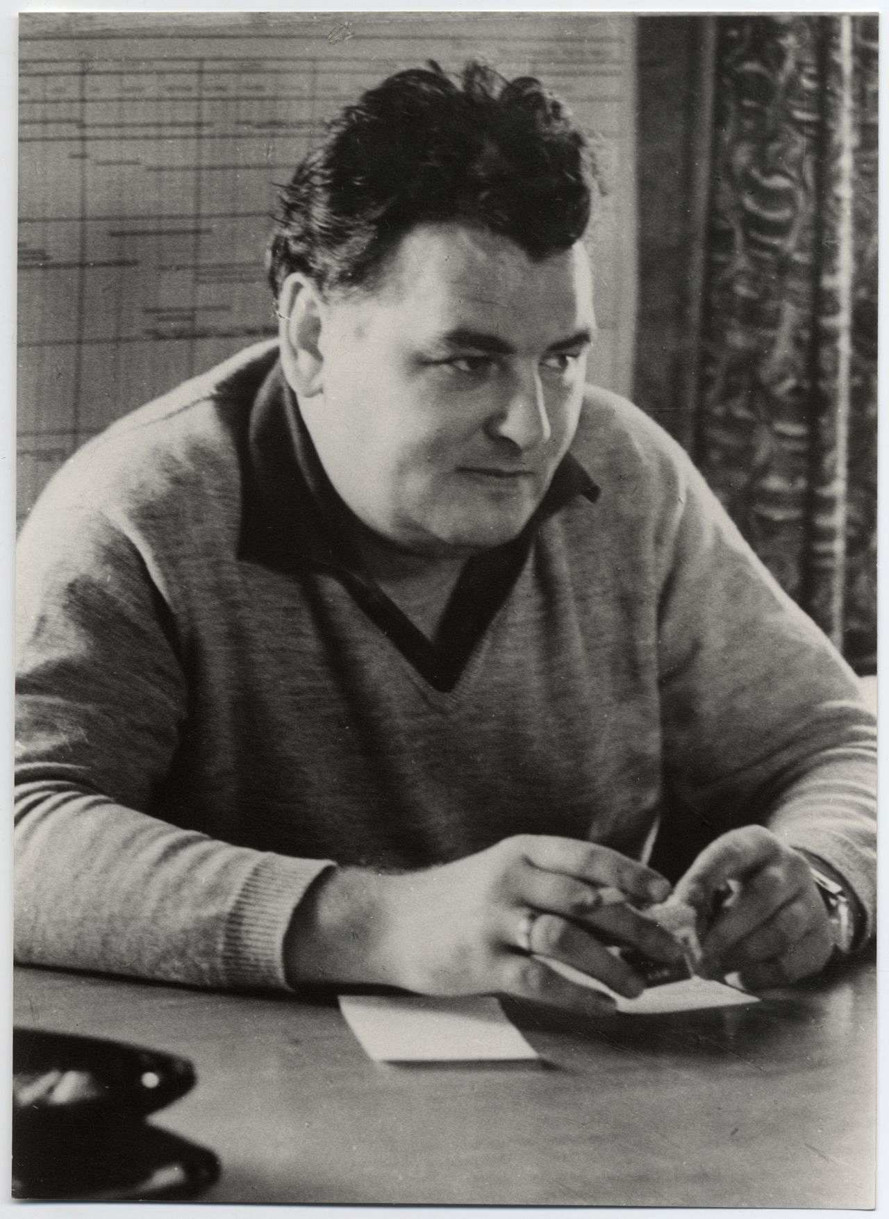 Porträt von Erik Neutsch, DDR-Schriftsteller, um 1966.