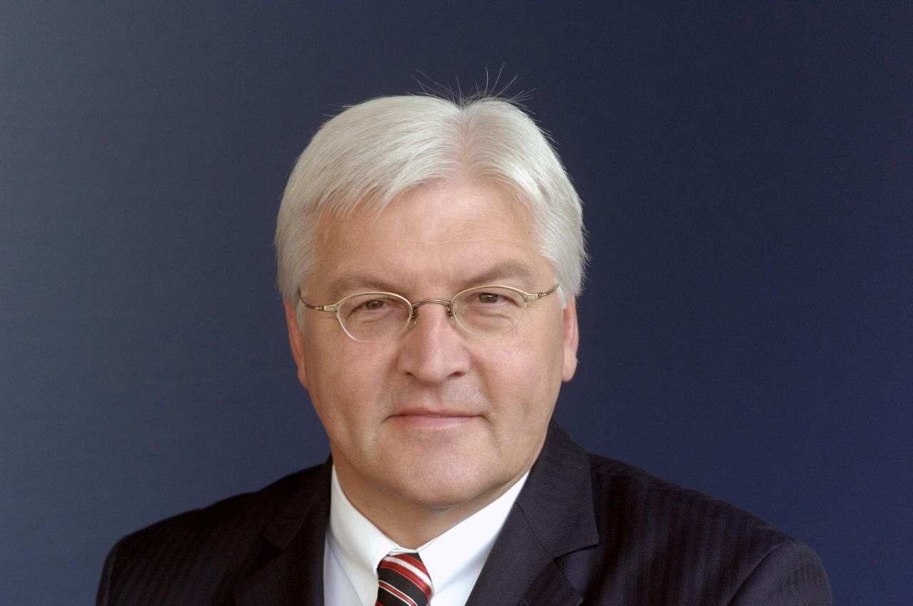 Offizielles Porträt von Frank-Walter Steinmeier, Chef des Bundeskanzleramtes ...