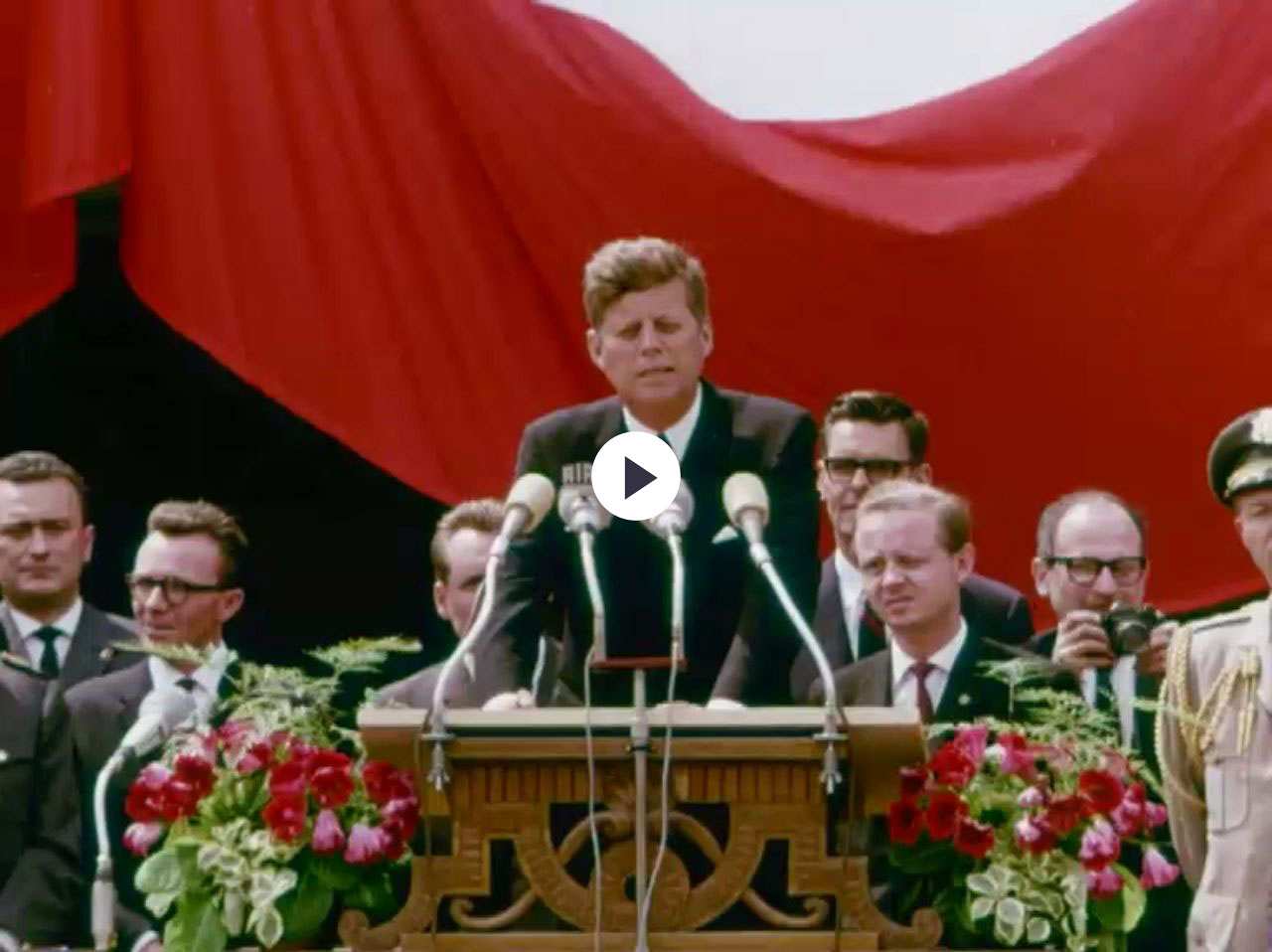 Rede von US-Präsident John. F. Kennedy während seines Staatsbesuchs in Deutschland am 26. Juni 1963 vor 450.000 Menschen in West-Berlin.