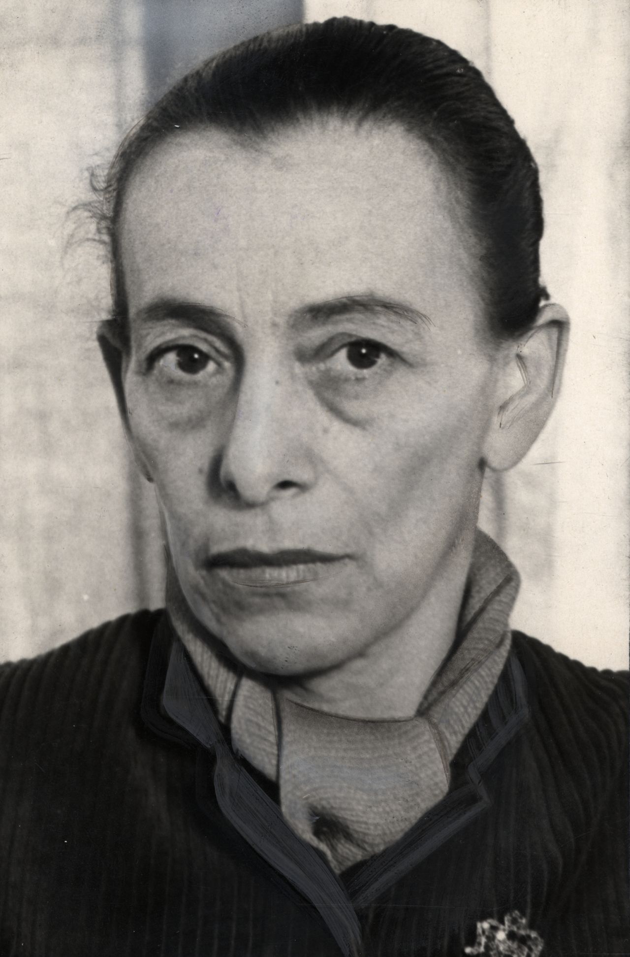 Porträtfotografie von Helene Weigel, 1950
