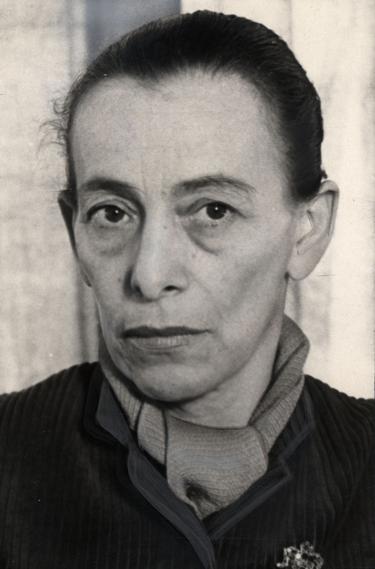 Porträtfotografie von Helene Weigel, 1950
