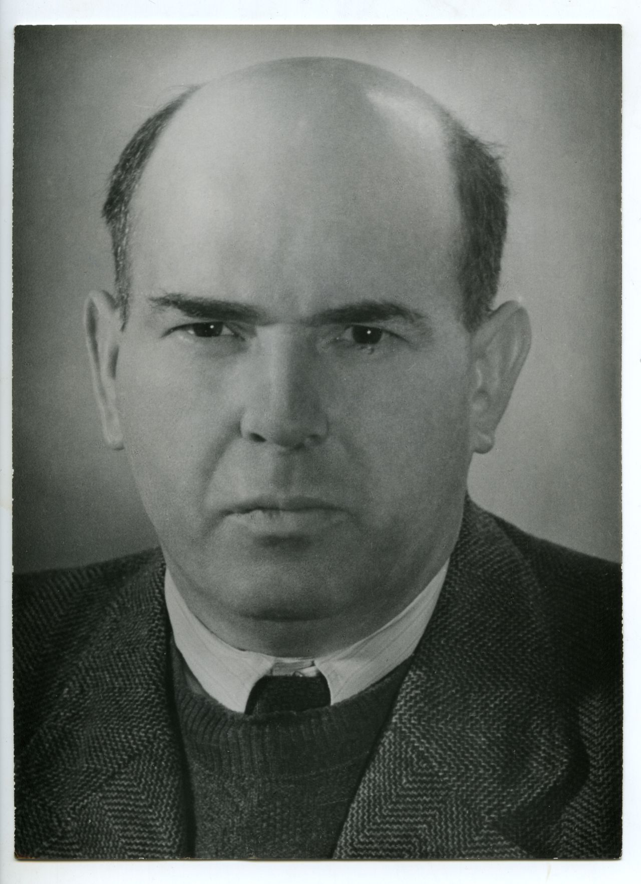 Porträtfotografie von Ernst Wollweber, Staatssekretär/Minister für Staatssicherheit der DDR (1953-1957)