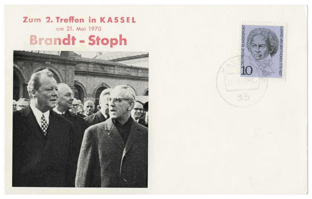 Sonderbrief mit einem gemeinsamen Foto von Bundeskanzler Willy Brandt und dem Vorsitzenden des Ministerrats der Deutschen Demokratischen Republik, Willi Stoph von deren Treffen am 21. Mai 1970 in Kassel.